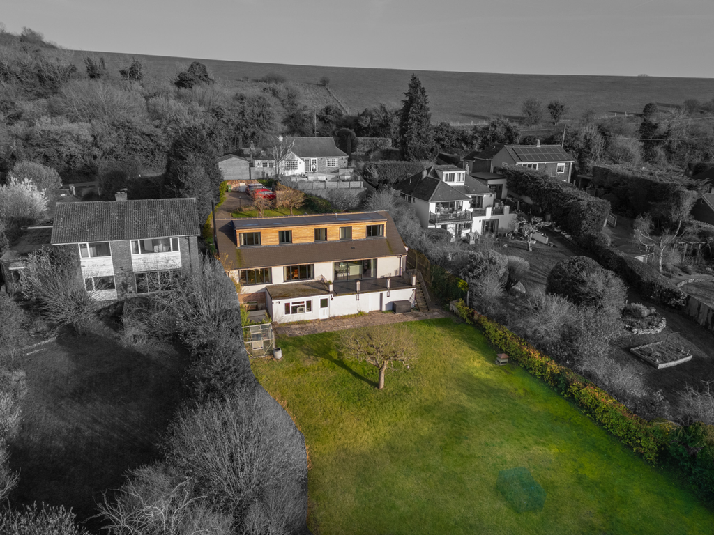 Property photo 2 of 35 Picture No. 67