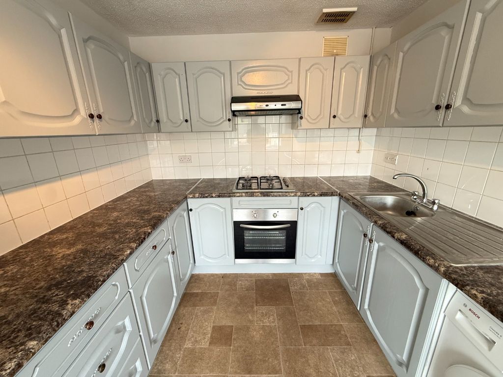 Property photo 2 of 7 5119942