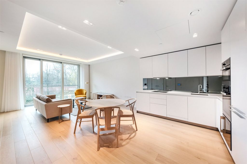 Property photo 1 of 17 Kitchen