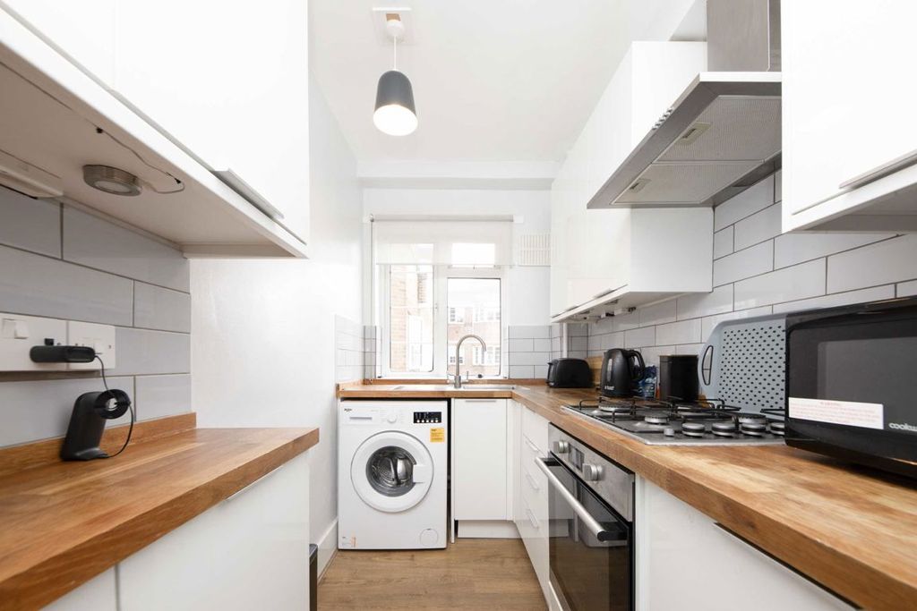 Property photo 3 of 3