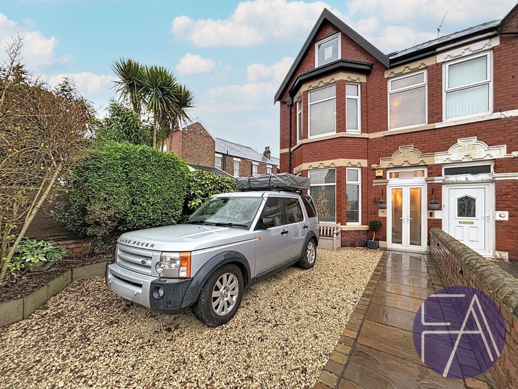 Property photo 1 of 27 4745592