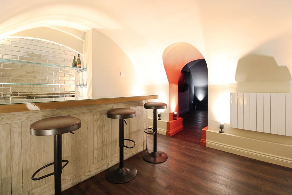 Property photo 3 of 30