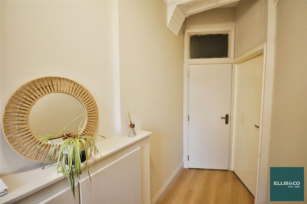 Property photo 2 of 15 Picture No. 03