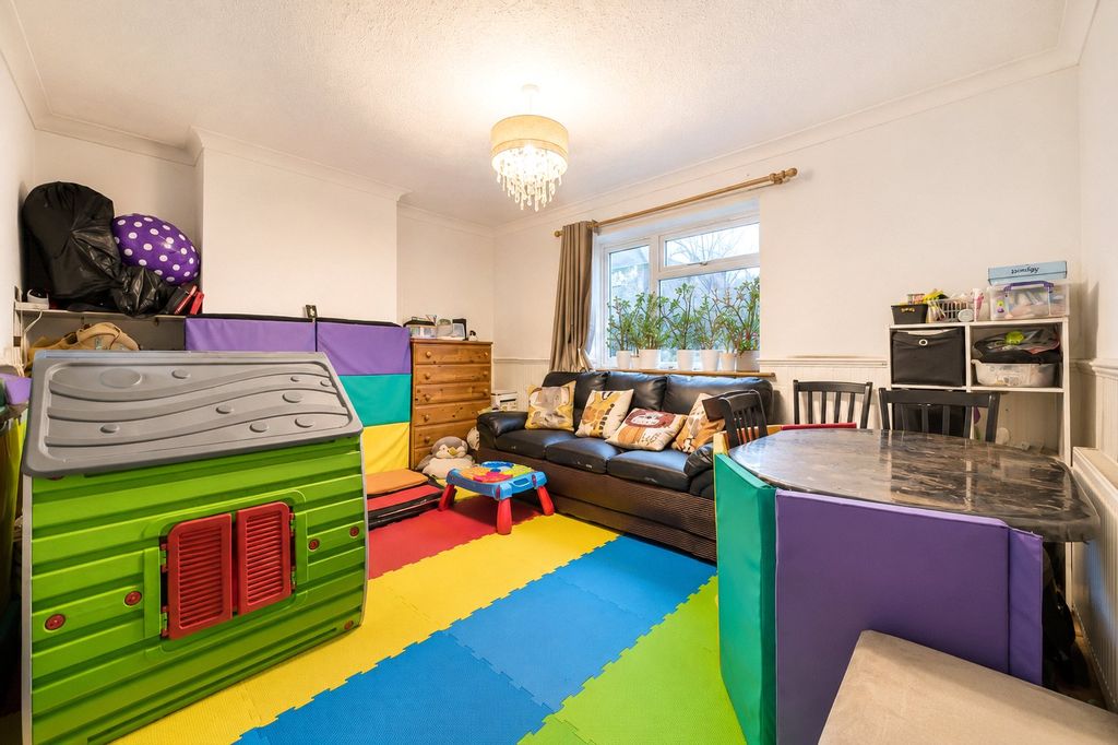 Property photo 3 of 10 Picture No. 04