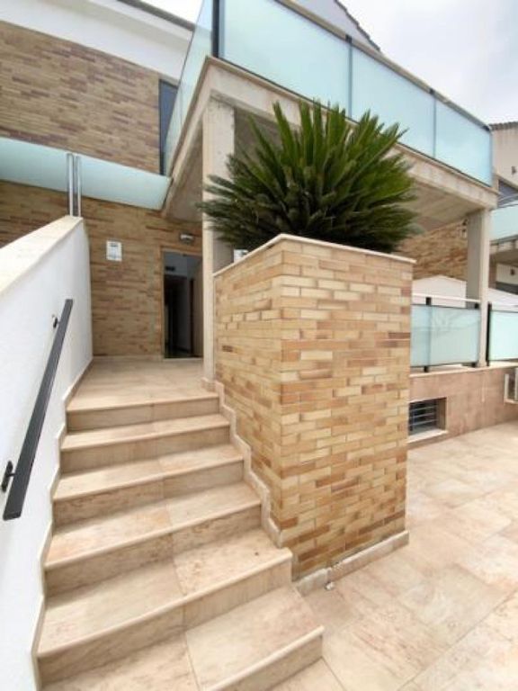 Property photo 1 of 38