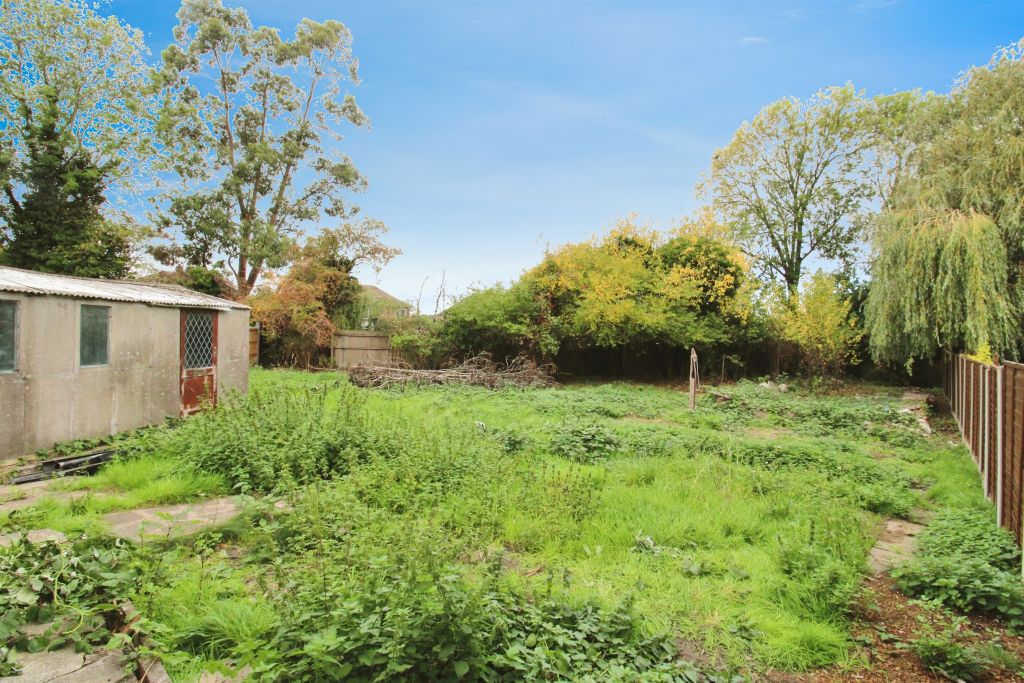 Property photo 2 of 14