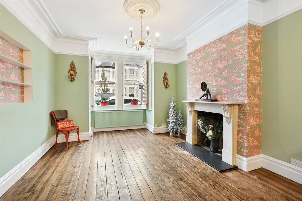 Property photo 2 of 14 Reception