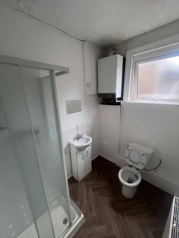 Property photo 3 of 4