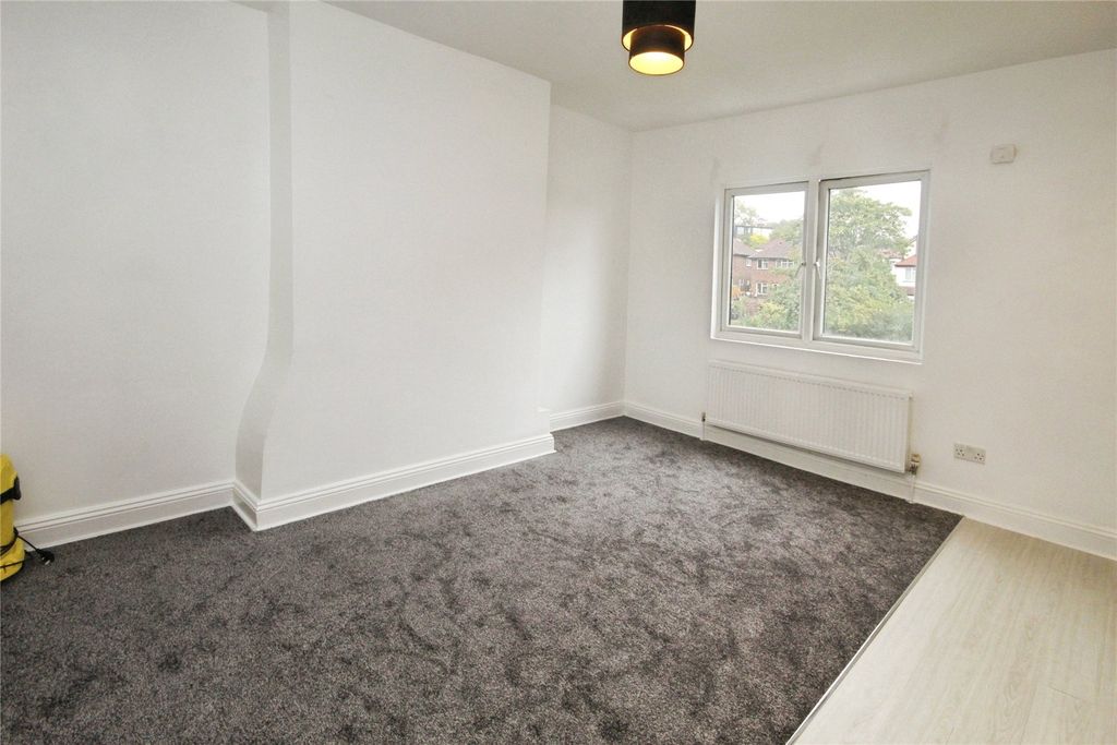 Property photo 1 of 7 Reception Room