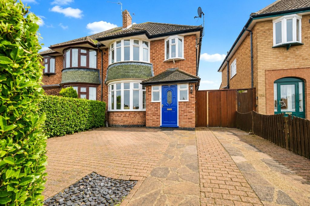 Property photo 1 of 21 Picture No. 15