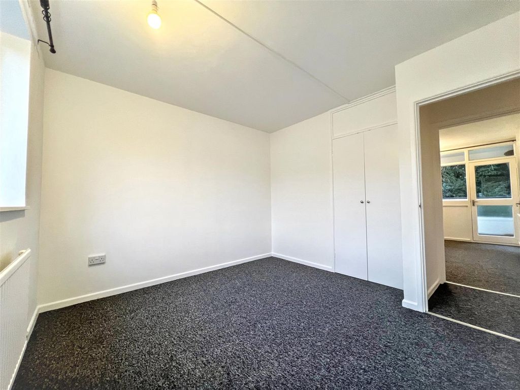 Property photo 3 of 6 Img_0595.Jpg