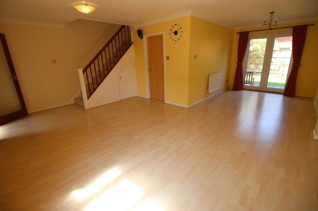 Property photo 2 of 14 Image