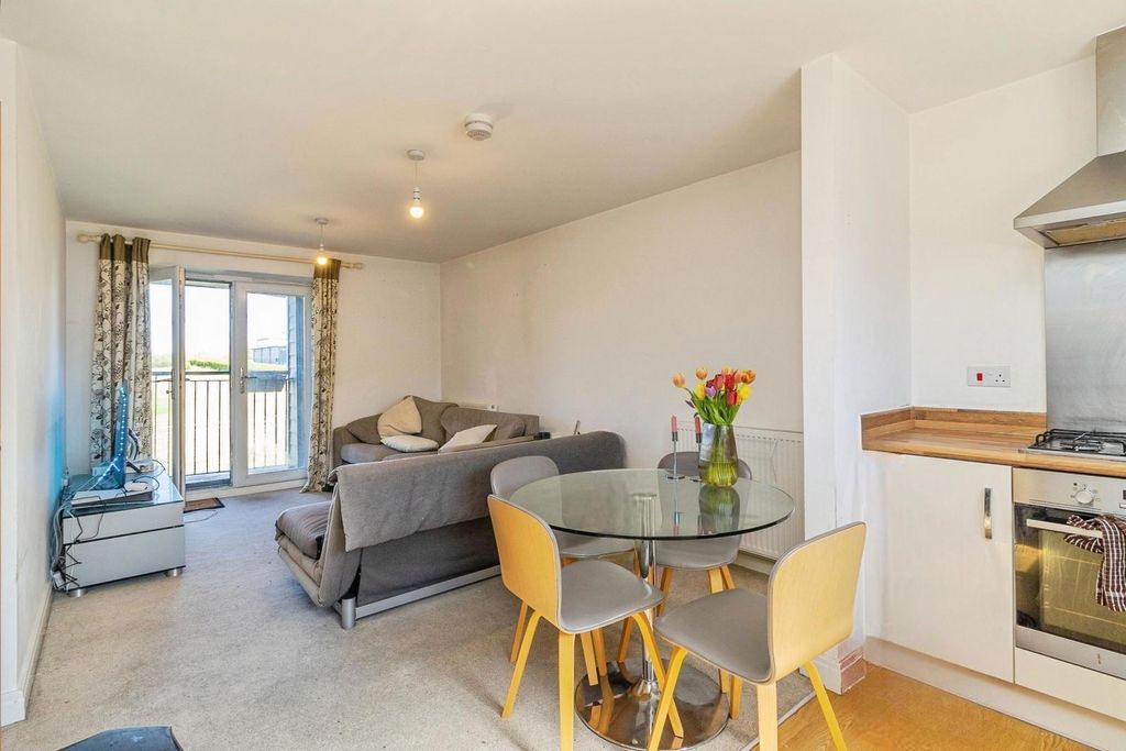 Property photo 3 of 18 Pbox-Img.Jpg