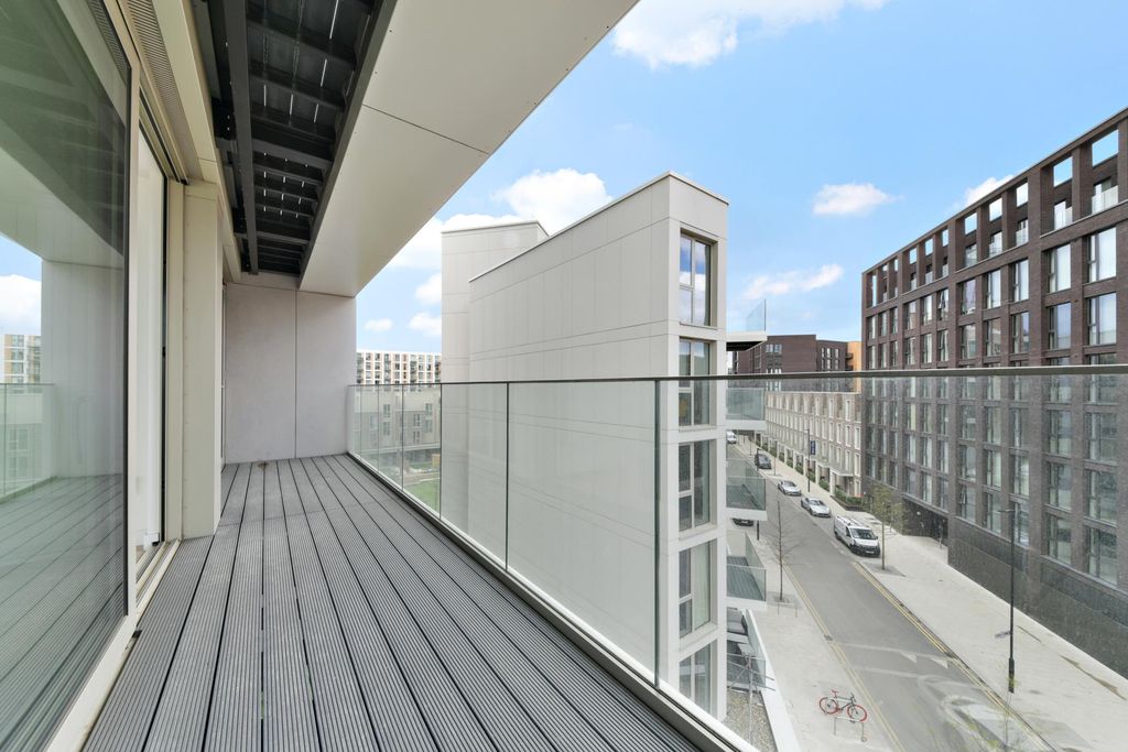 Property photo 3 of 9