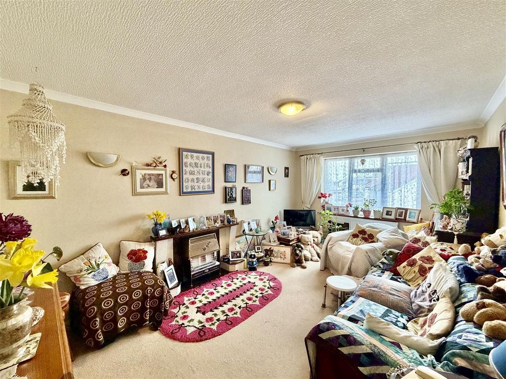 Property photo 2 of 11 Reception Room