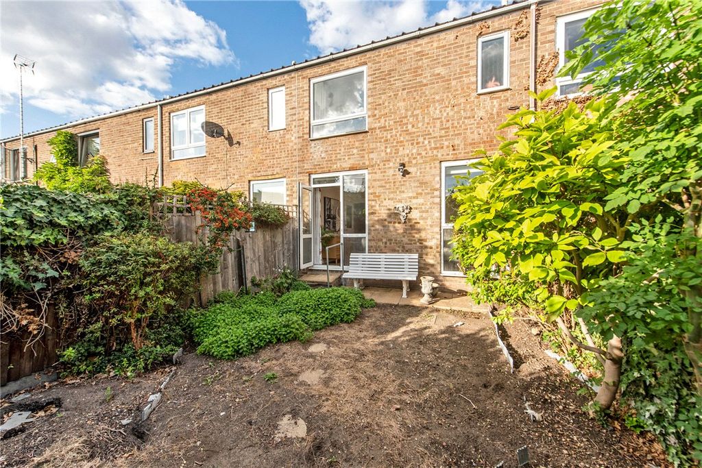 Property photo 2 of 15 Picture No. 35