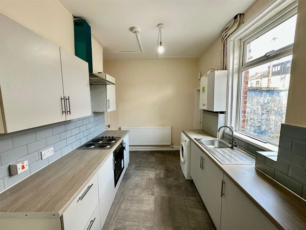 Property photo 3 of 9 Whatsapp Image 2025-11-16 At 13.31.26.Jpeg