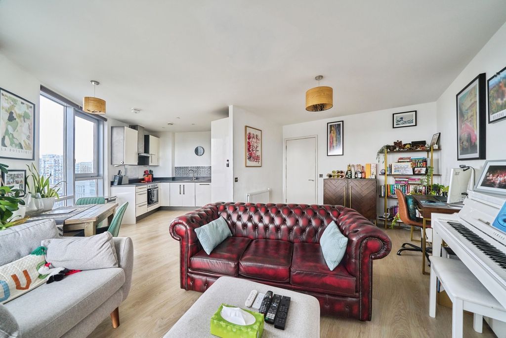 Property photo 1 of 20 Pbox-Img.Jpg