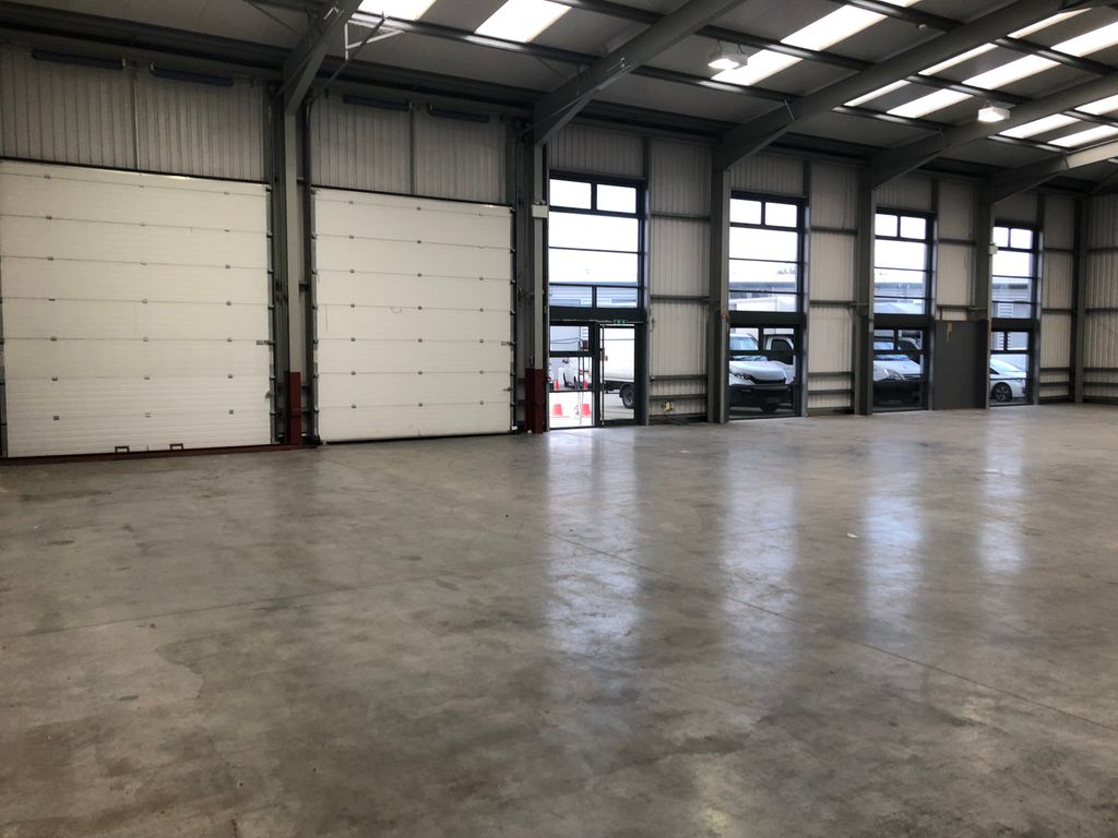 Property photo 2 of 7