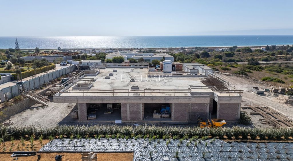 Property photo 1 of 30