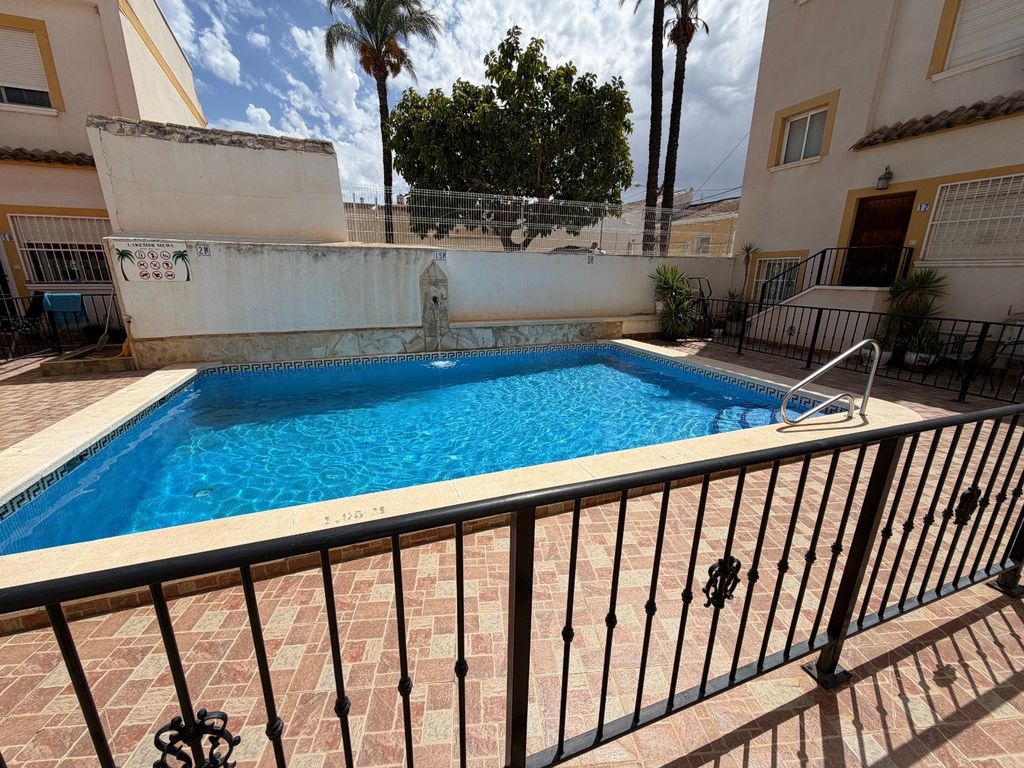 Property photo 3 of 32