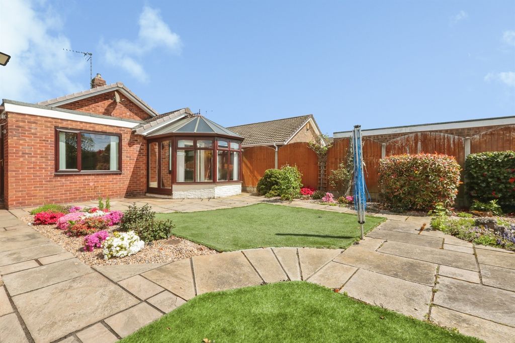 Property photo 2 of 13