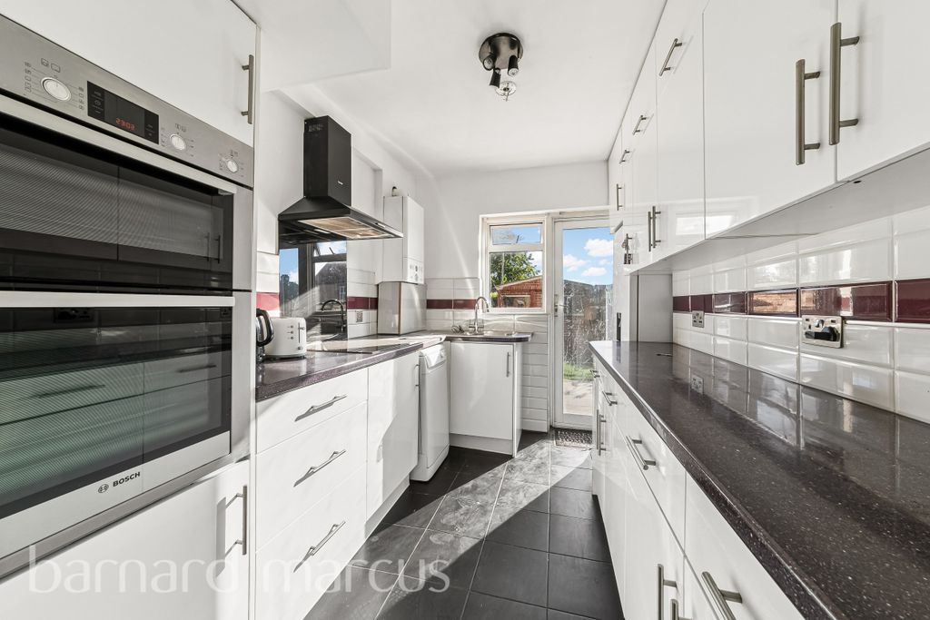 Property photo 2 of 10 Image