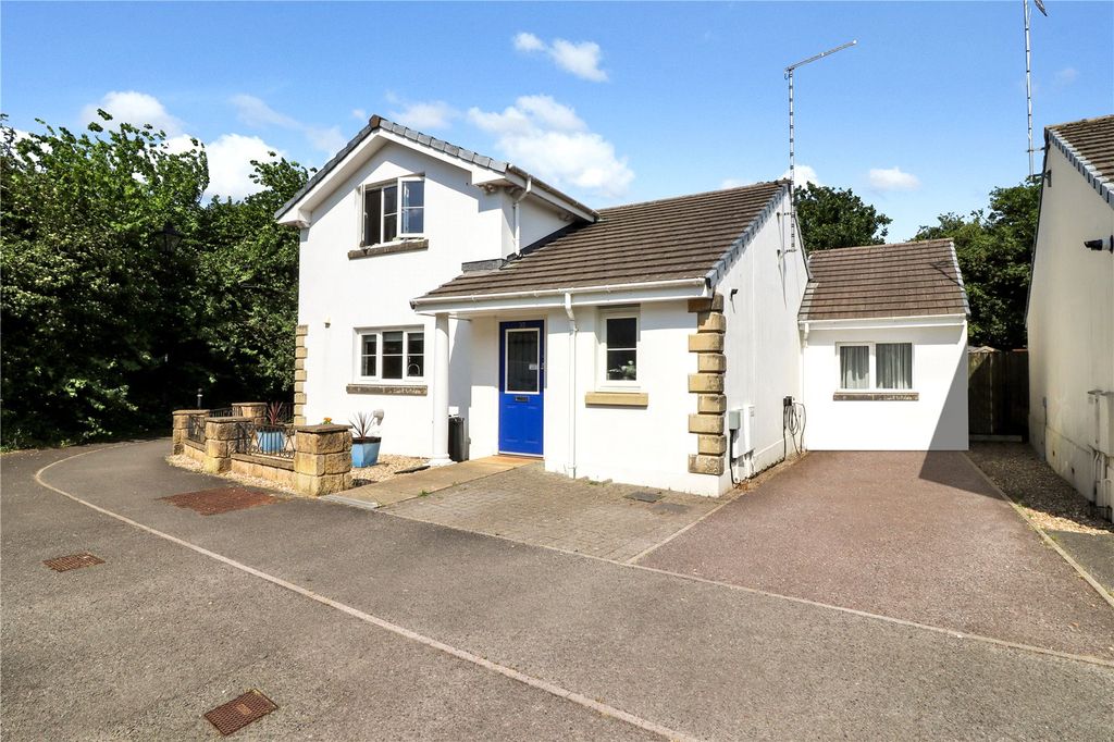Property photo 1 of 17 Picture No. 02