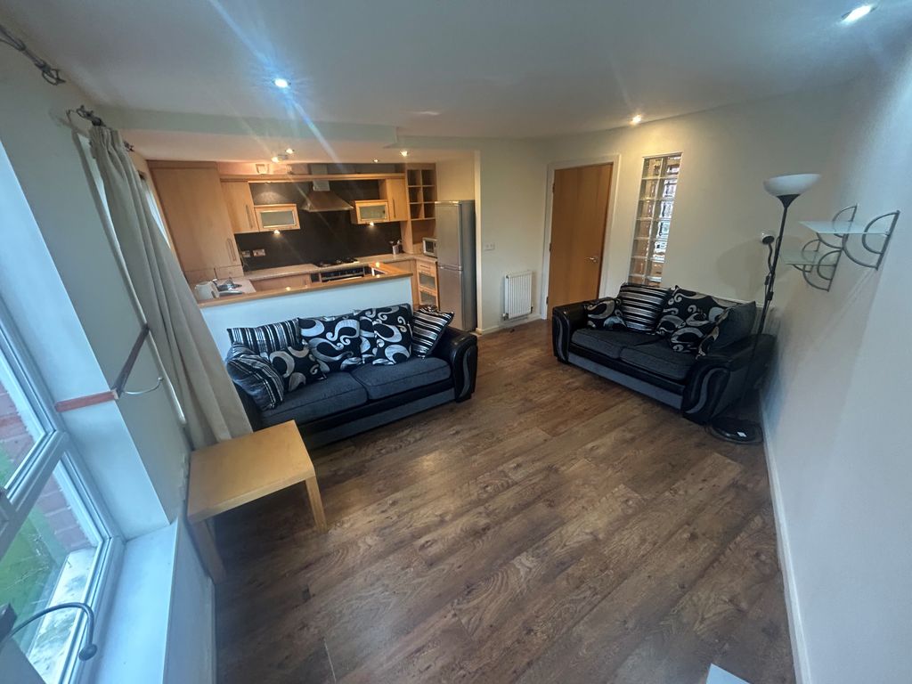 Property photo 3 of 8