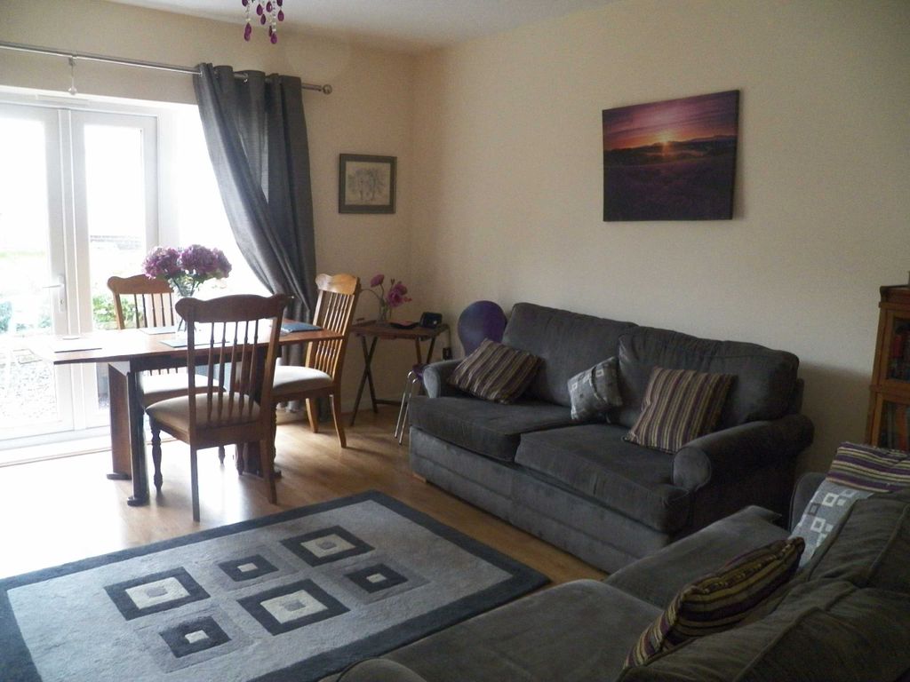Property photo 3 of 5