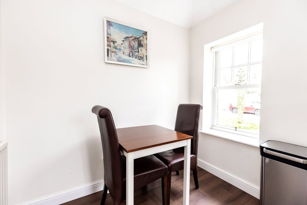 Property photo 3 of 9 Photo 3