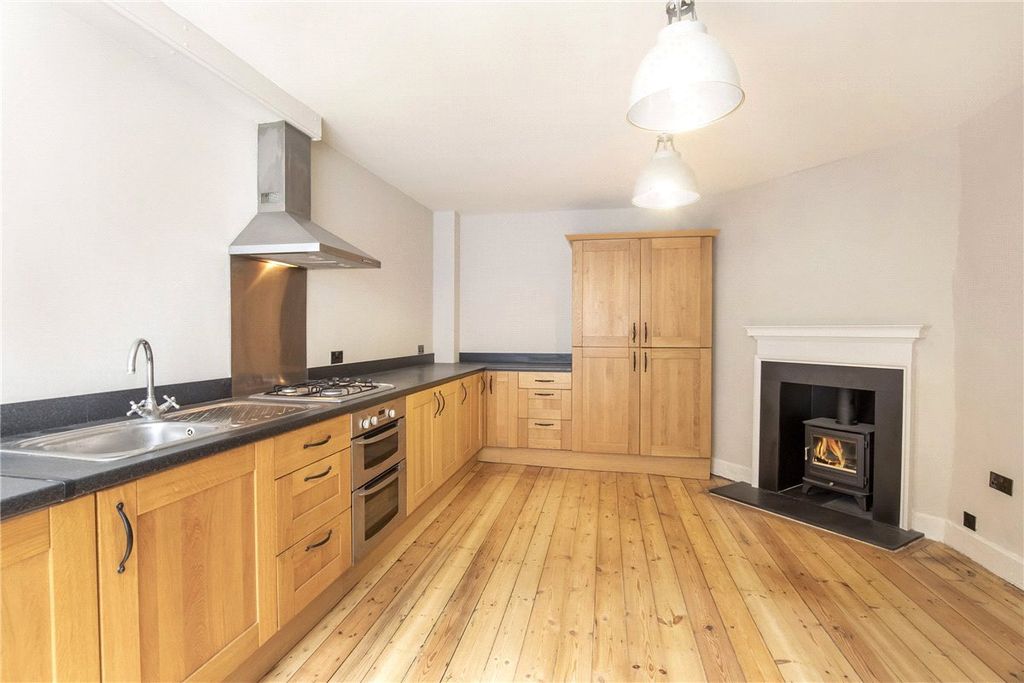 Property photo 2 of 13 Picture No. 06