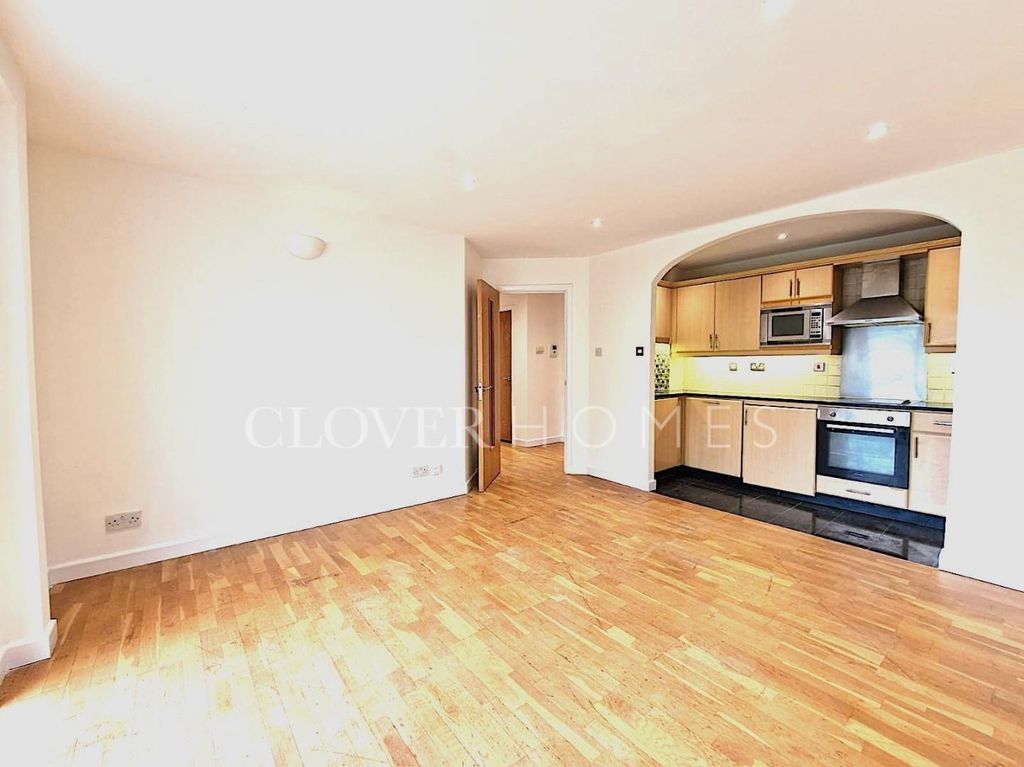 Property photo 1 of 11 1Ff1Cf69-E69c-494c-B9c3-Da6A9A3Ca42c.Jpg