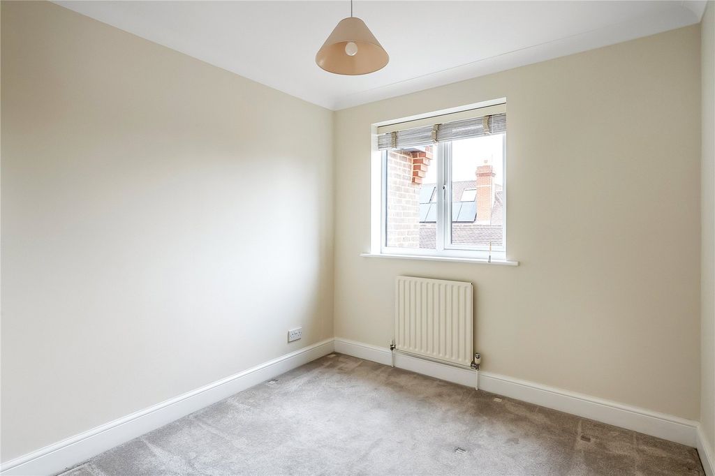 Additional image 9 of 3 bed flat for saleEastcroft Court, Albury Road, Guildford, Surrey GU1