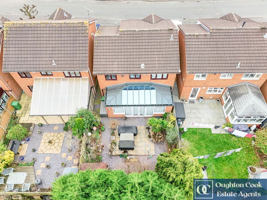 Property photo 2 of 25