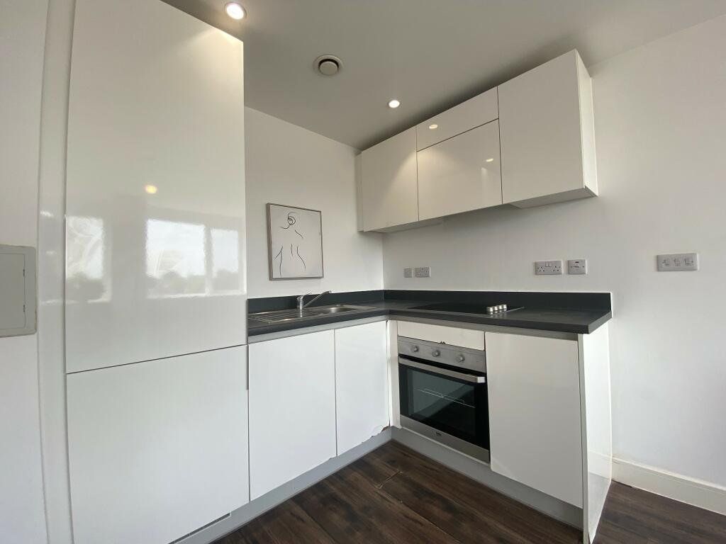 Property photo 3 of 5 Picture No. 04