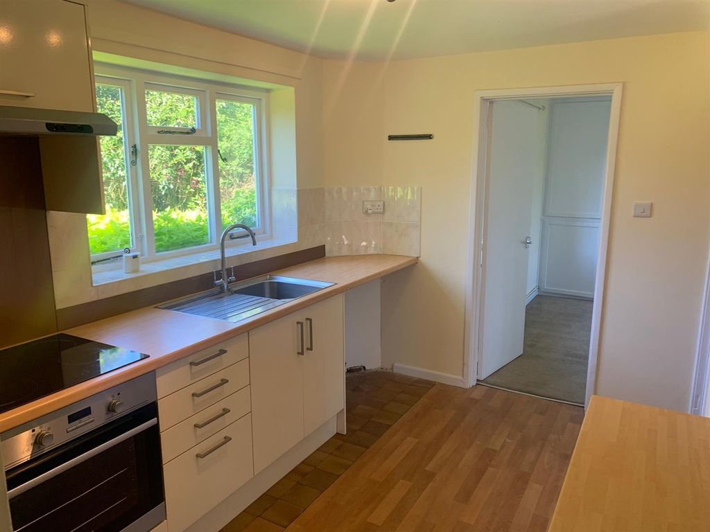 Property photo 2 of 8 7.Jpg