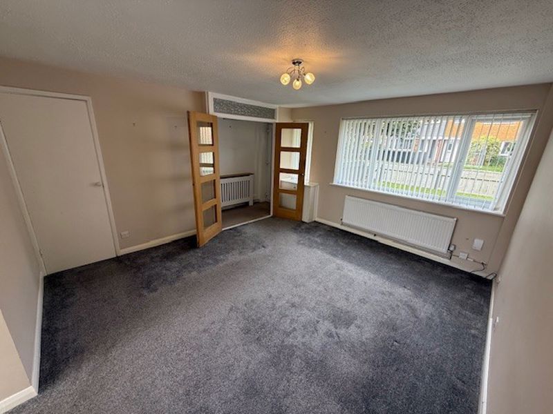 Property photo 3 of 10 Photo 8