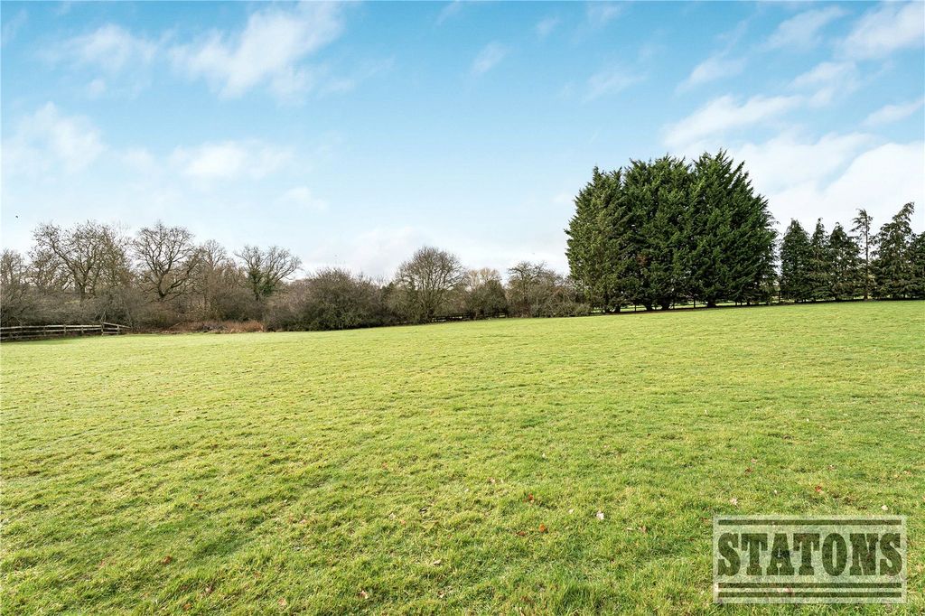 Additional image 43 of 5 bed detached house for saleFoxes Lane, Welham Green, North Mymms, Hatfield AL9