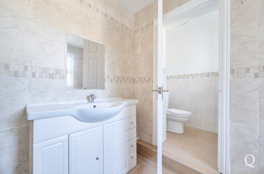 Property photo 3 of 25 0Df38608-28d0-472...
