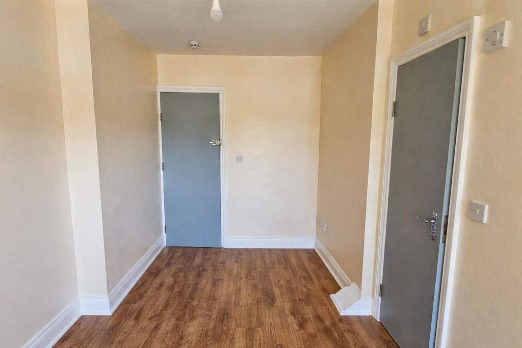 Property photo 2 of 5 Chatgpt Image Mar 6, 2026, 12_25_31 Pm.Png