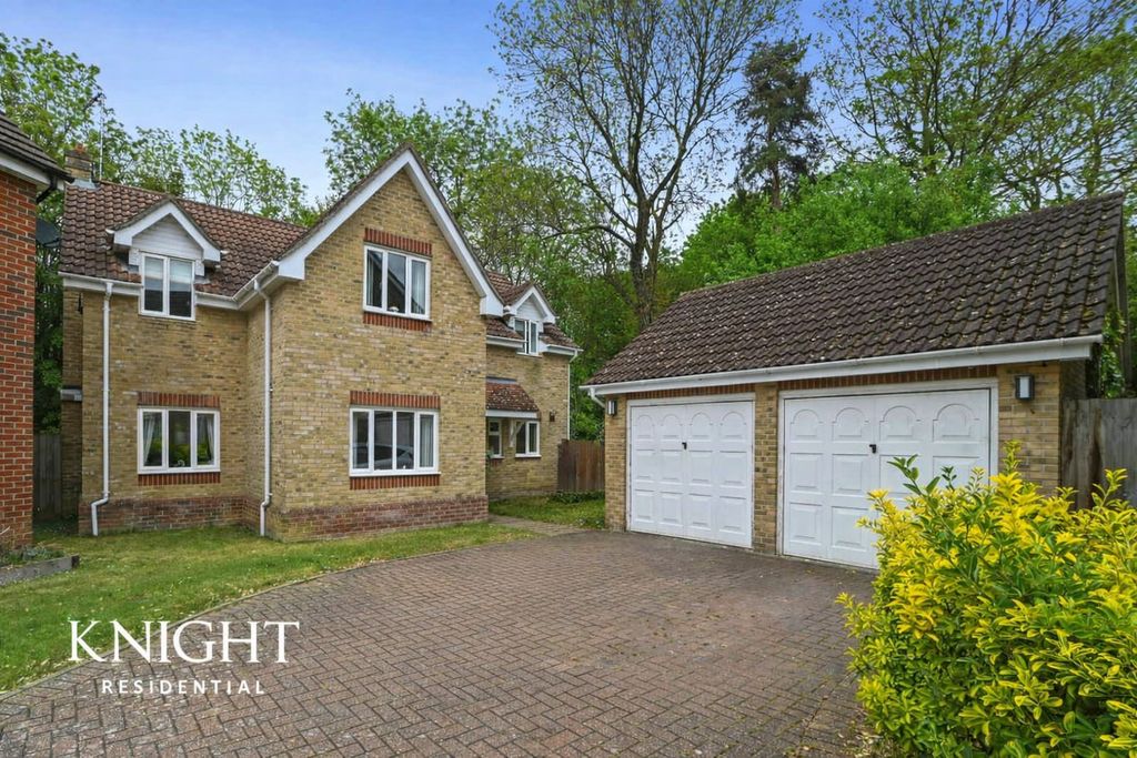 Property photo 1 of 23