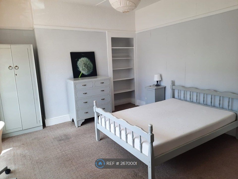 Property photo 3 of 9 Double Beds