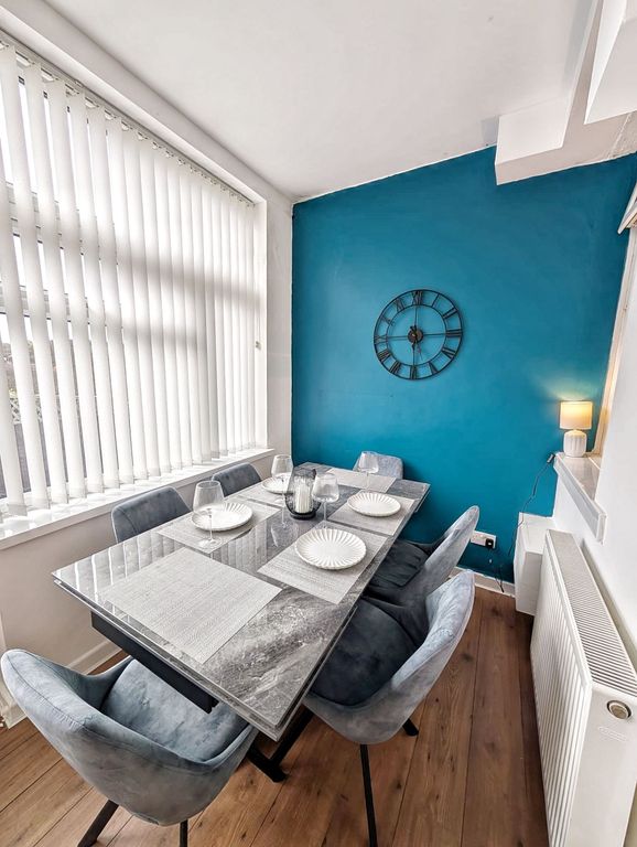 Property photo 3 of 31