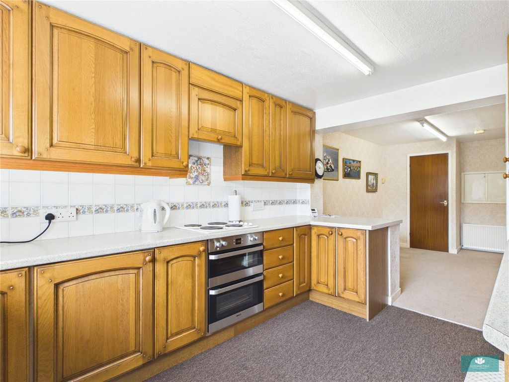 Property photo 3 of 24 Picture No. 27