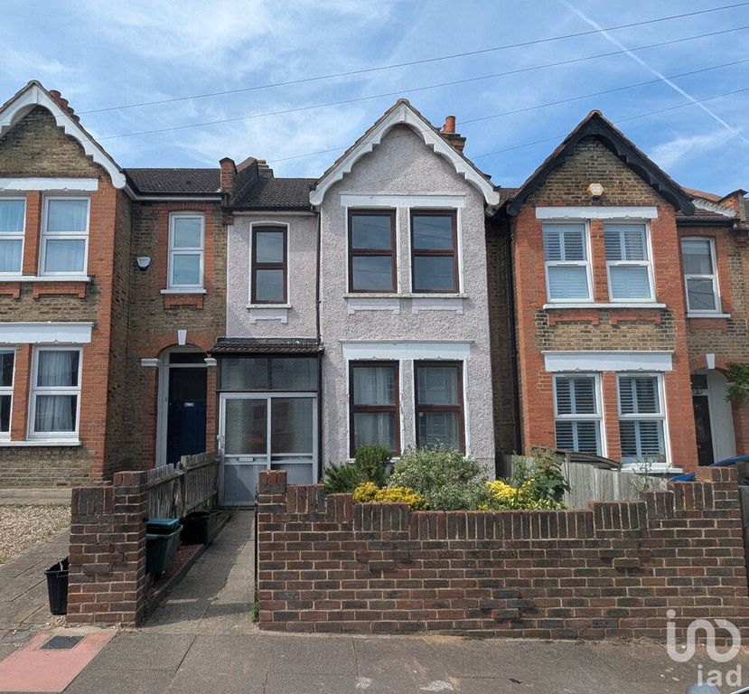 Property photo 1 of 16