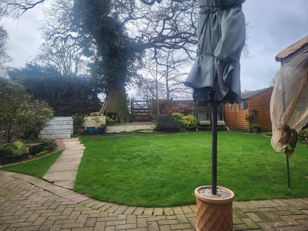 Property photo 3 of 19 Photo 23