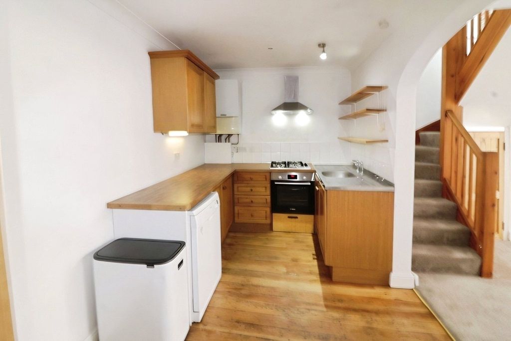 Property photo 2 of 13 Picture No. 10