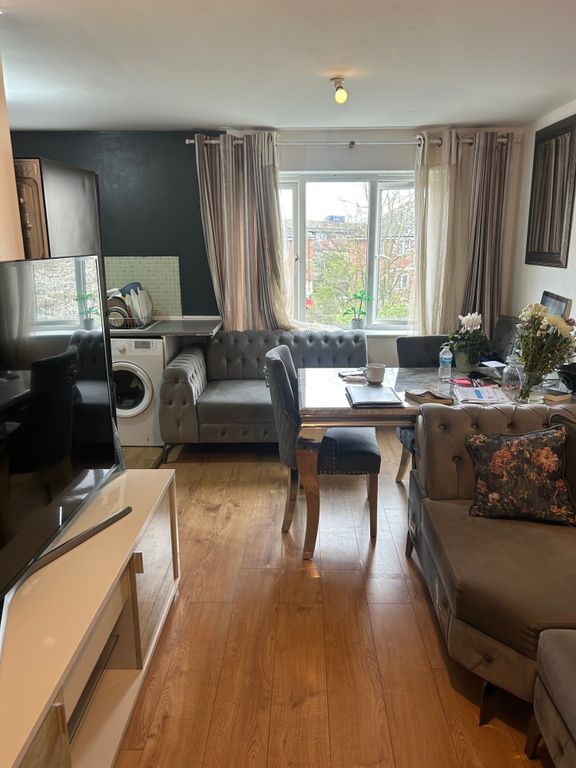 Property photo 2 of 10 Living Room