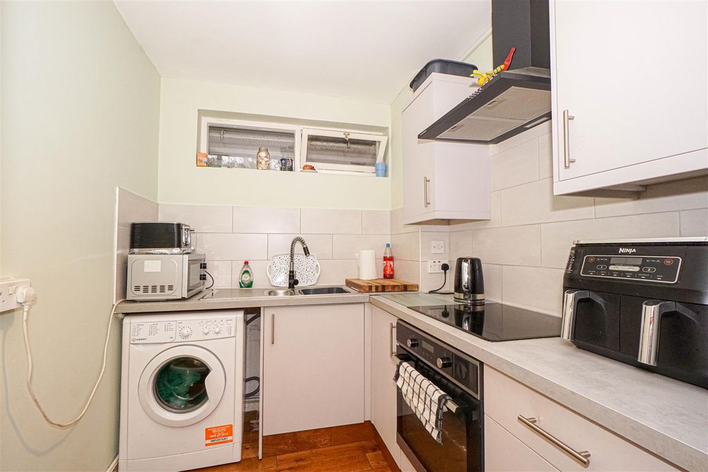 Property photo 3 of 17 Dsc06220.Jpg